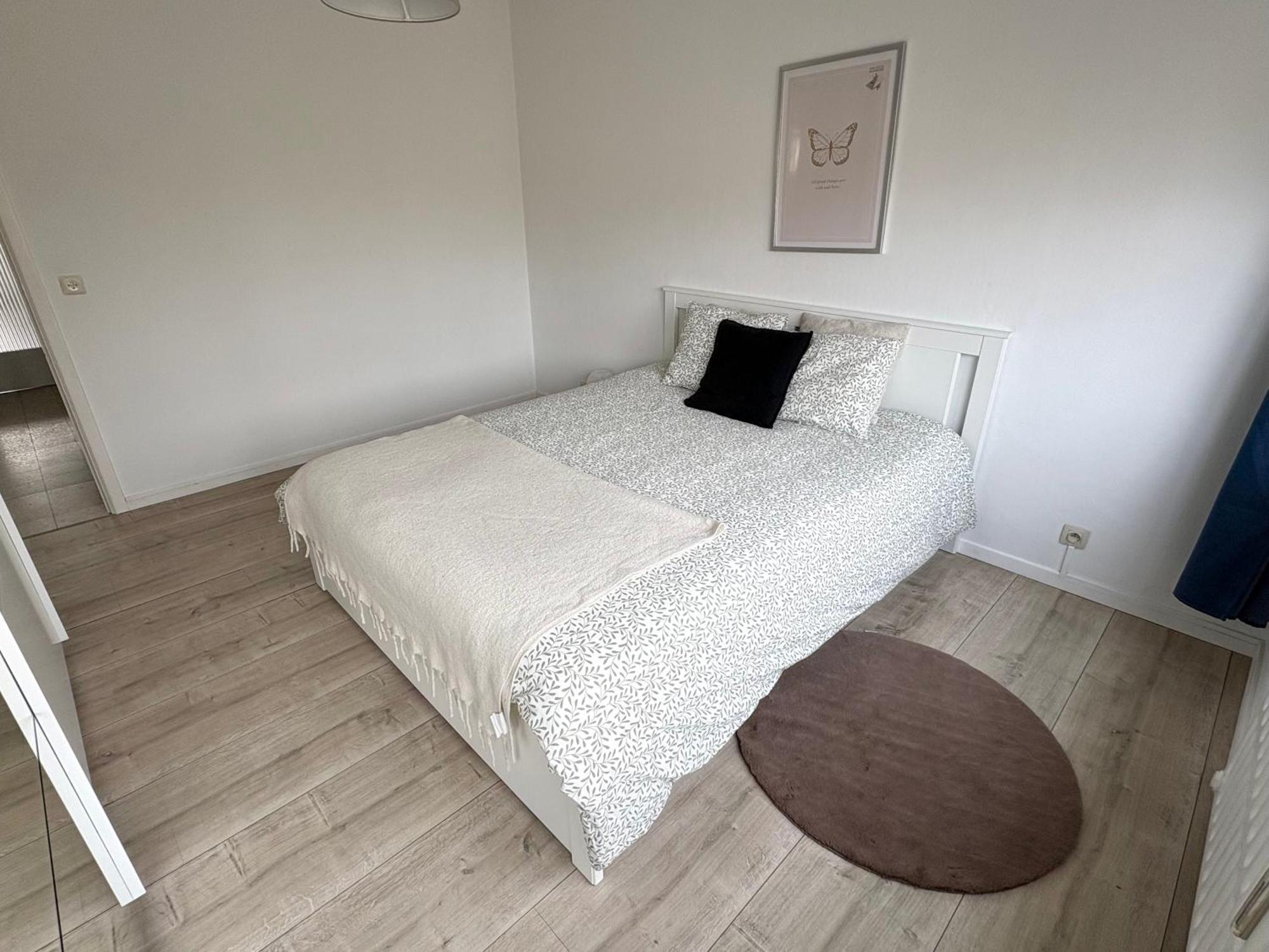 Charming Two Bedroom Flat - Nato - Brüssel Exterior foto